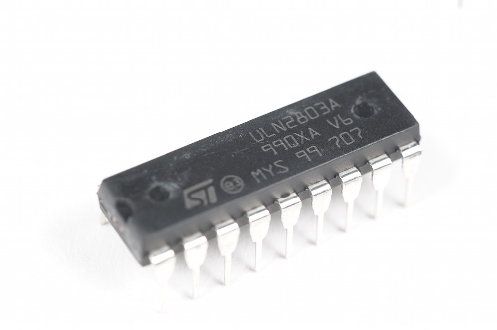 transistor, ULN2083